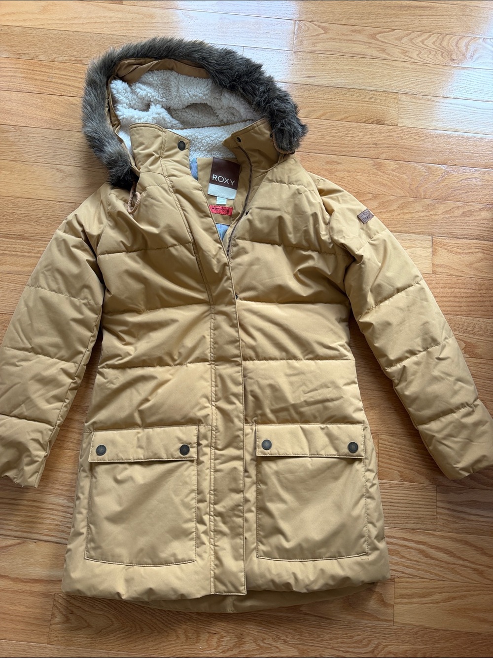 Roxy women’s Tan Puffer Jacket with Faux-Fur Trim Hood